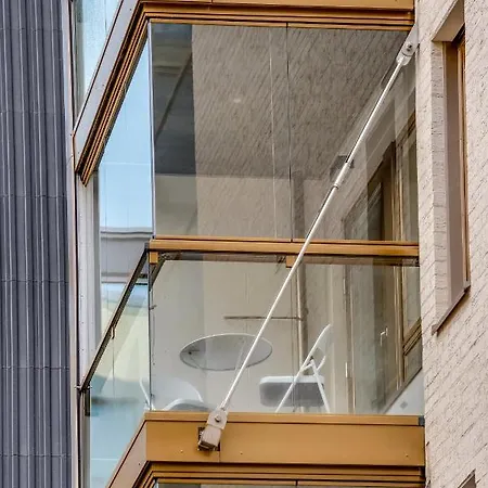 Wehost Luxurious Shoreside With Balcony Huoneisto *