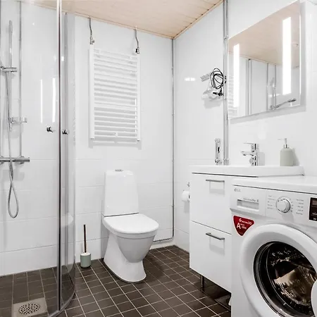 Wehost Luxurious Shoreside With Balcony Huoneisto Helsinki